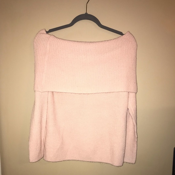 NWT! Forever 21 off the shoulder sweater. - Picture 2 of 3